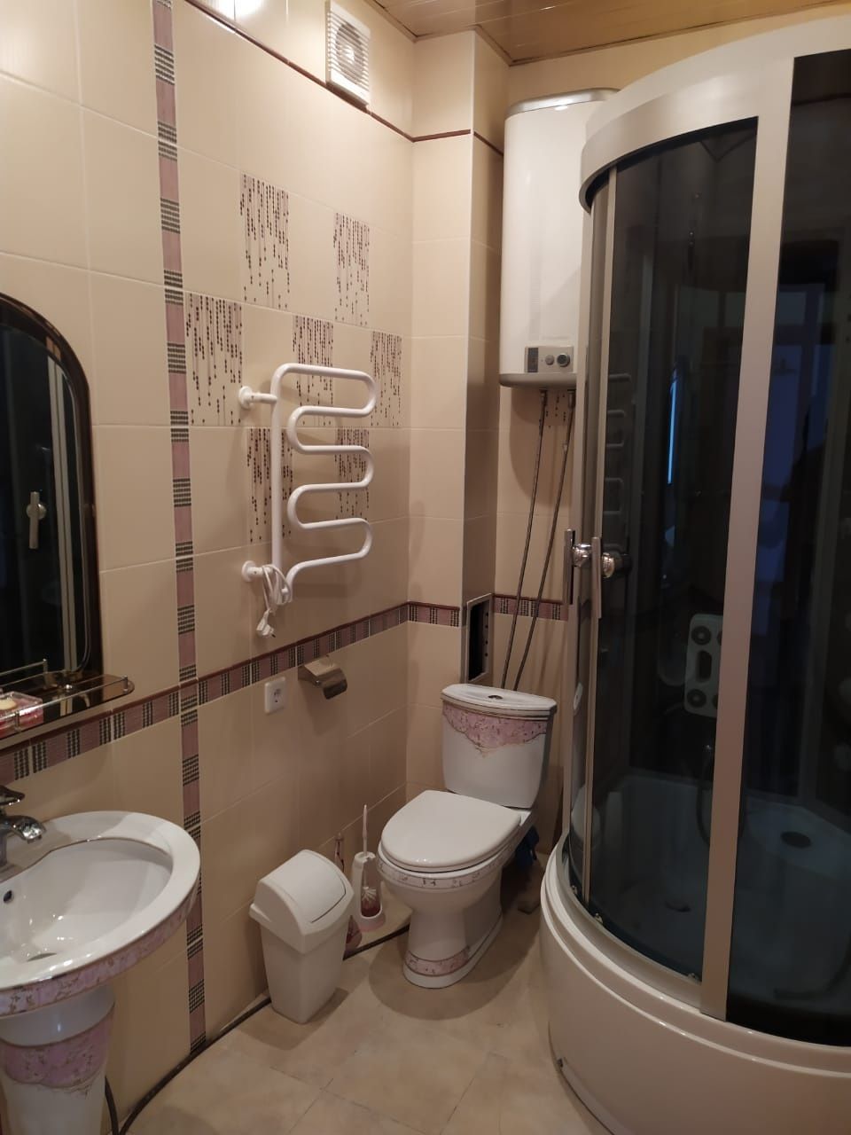 Продам 3-х комнатную квартиру 150м2