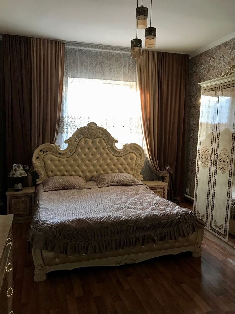 Чистый и ухоженный дом отличной планировки в самом центре.