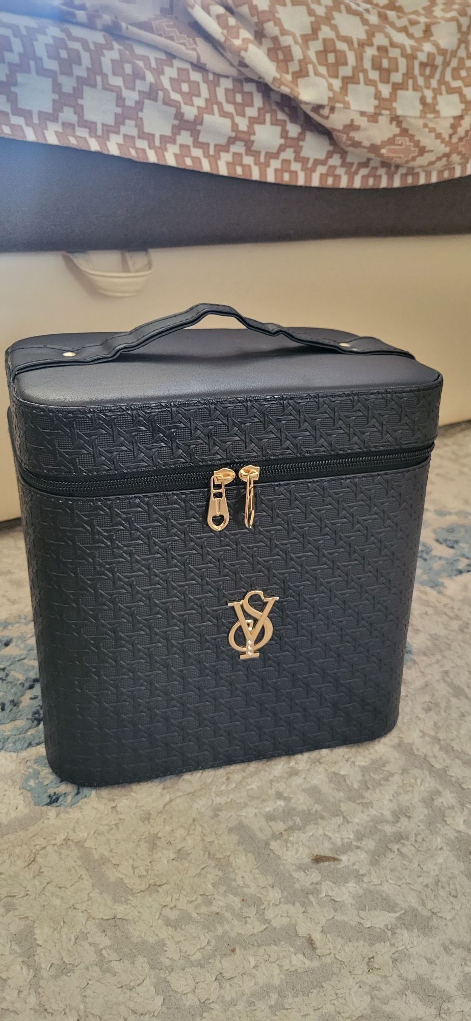 Продам шкатулку за 9тыс