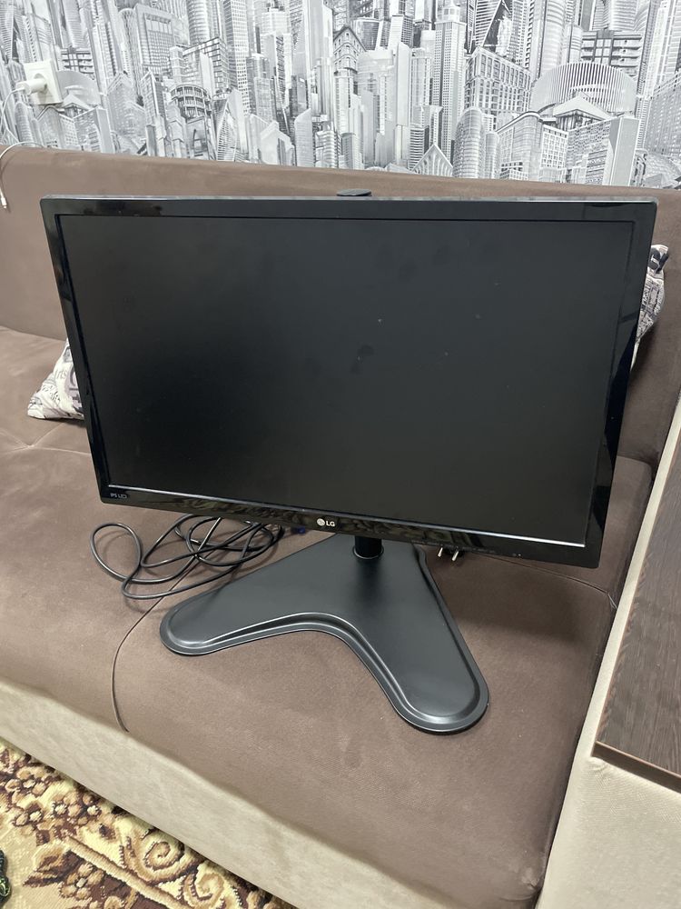 ПК с монитором LG 23” | G4560 | GT 1030 | SSD + HDD | 8 ГБ ОЗУ
