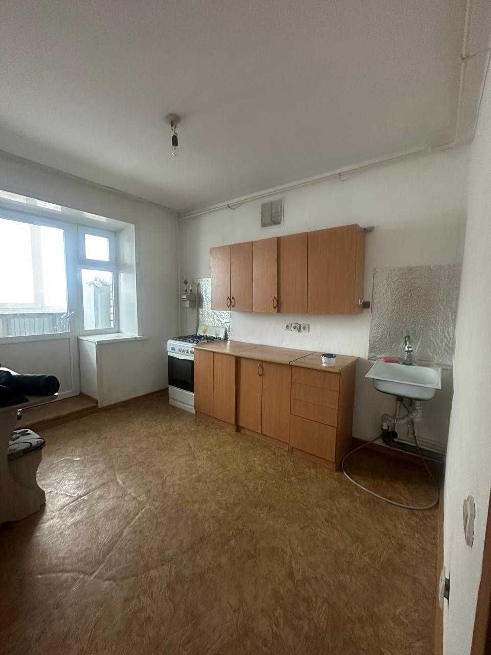 Продам 3х-комнатную квартиру в районе Береке