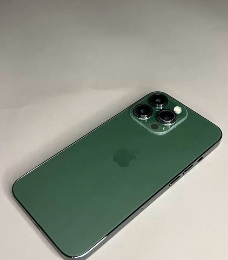 Продам iphone 13 pro