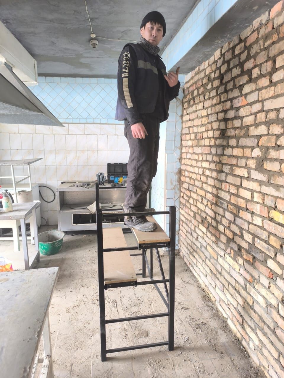 Складная стремянка