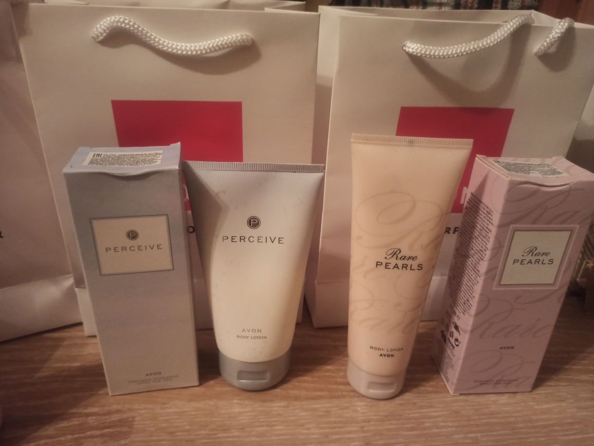 Avon духи наборы подарочные