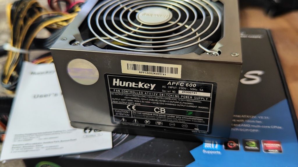 Блок питания HuntKey APFC600