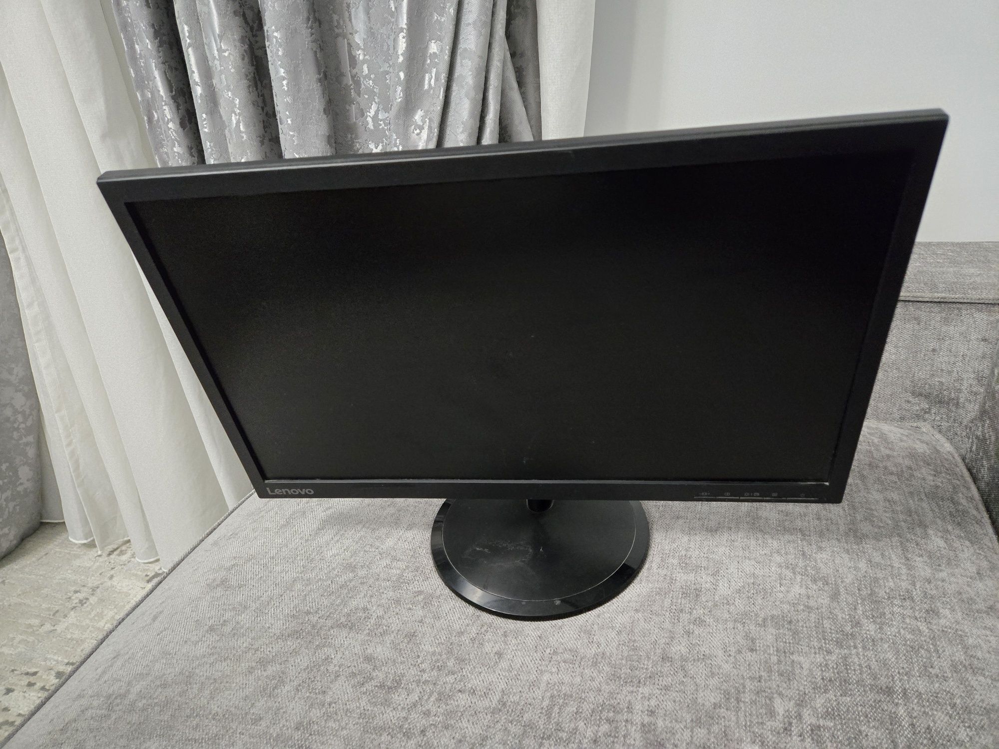 Продам монитор Lenovo