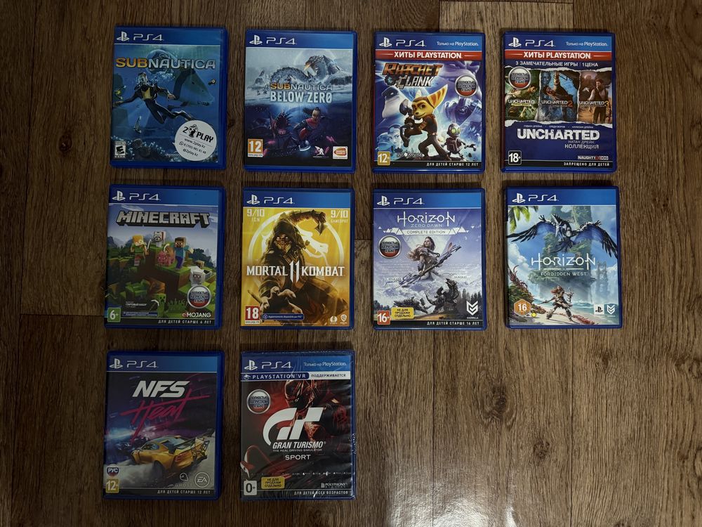 Продам PlayStation 4 с 10 лицензионными играми