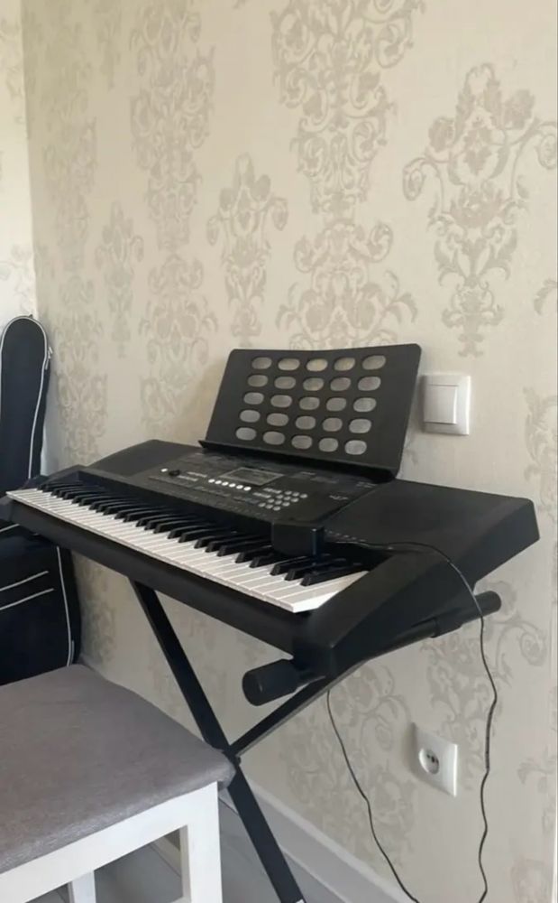 Синтезатор Medeli M17