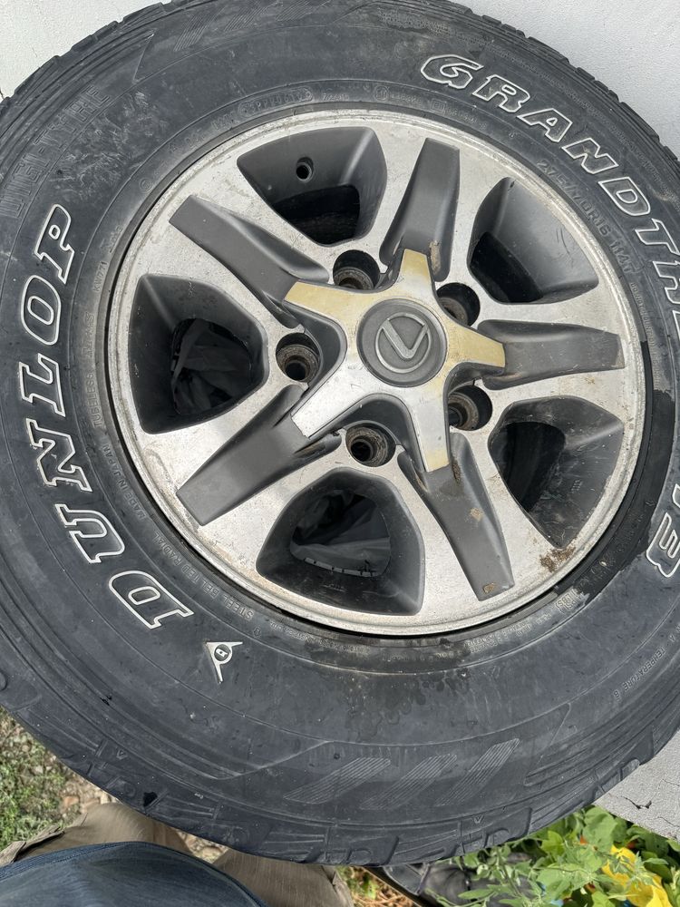 Колесо от внедорожника  LEXUS, TOYOTA