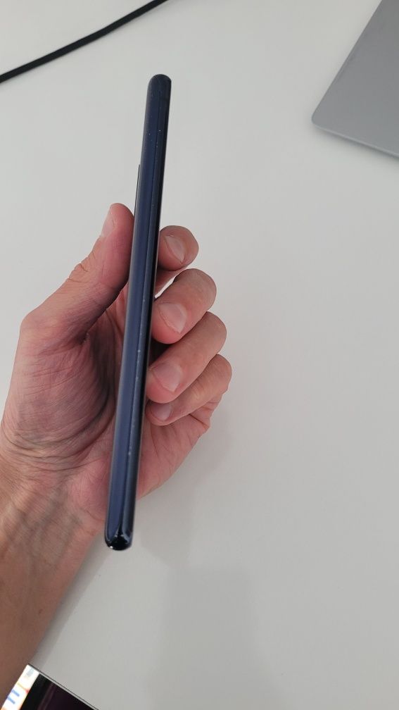Смартфон Samsung S20FE