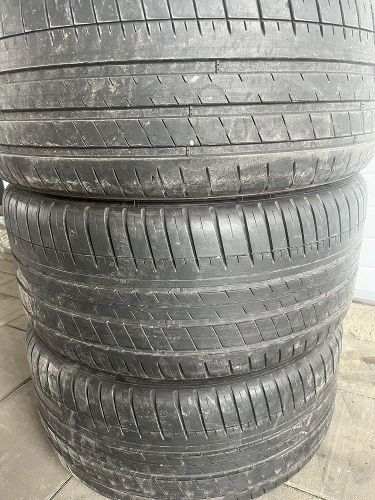 Продам резину MICHELIN Pilot Sport 3 245/35 R20 95Y