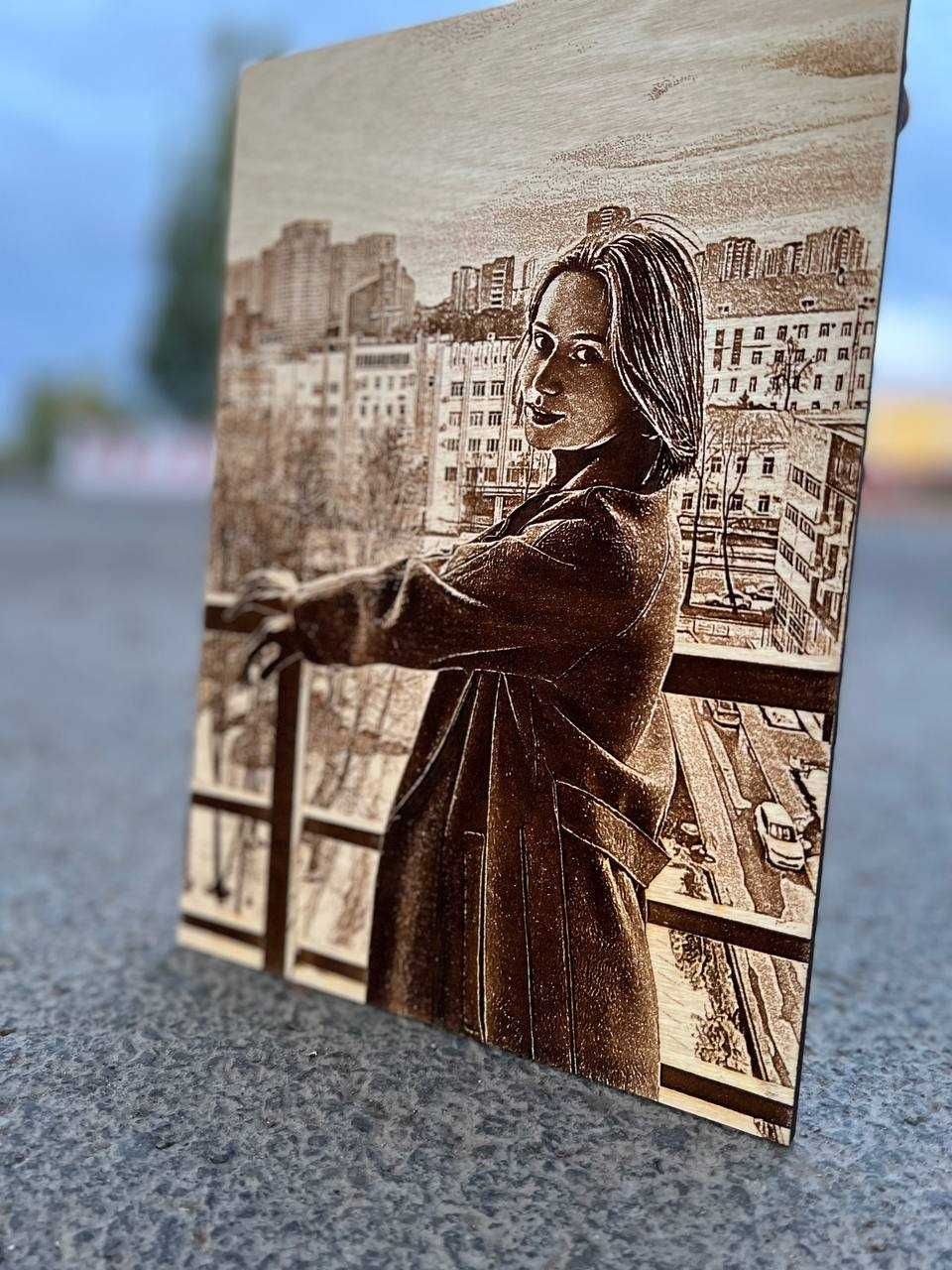 Портреты на дереве