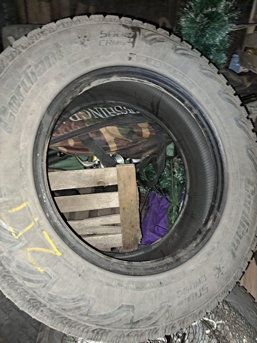 Зимняя резина 215х65 R16