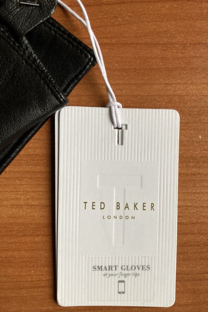 Кожаные женские перчатки бренда Ted Baker