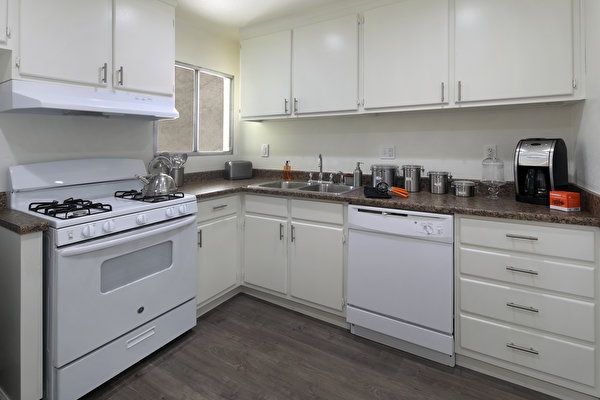 Сдается квартира по часам и на сутки в 7 мкр. 1500тн