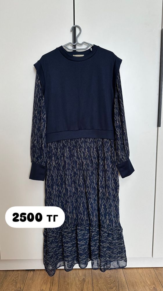 Продам платья 46(м)  размера