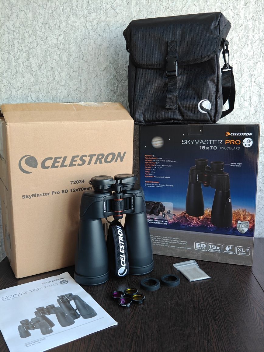 Celestron Pro ED 15x70