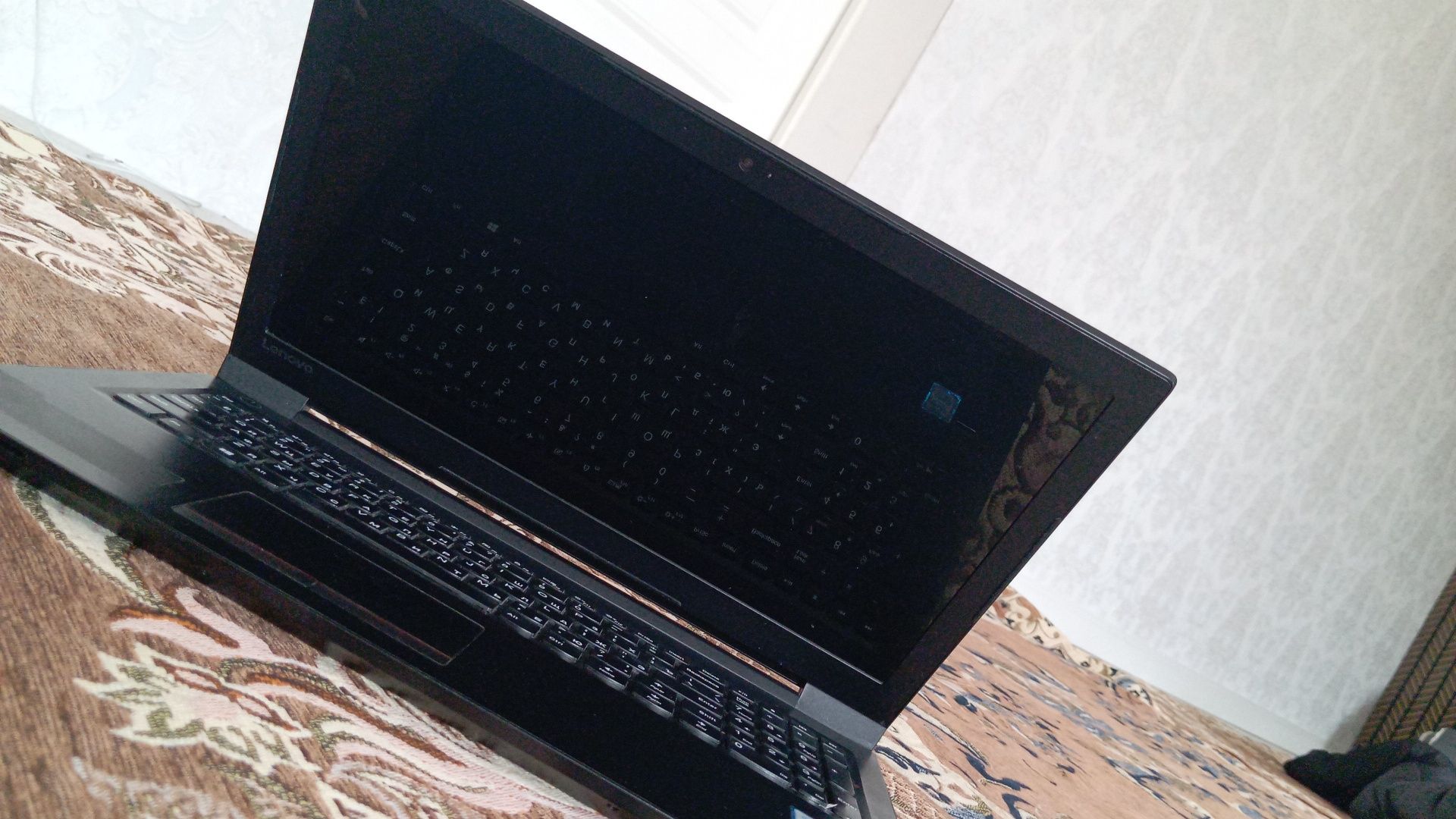 Ноутбук Lenovo V310-15IKB. Сначала оплата и только каспий