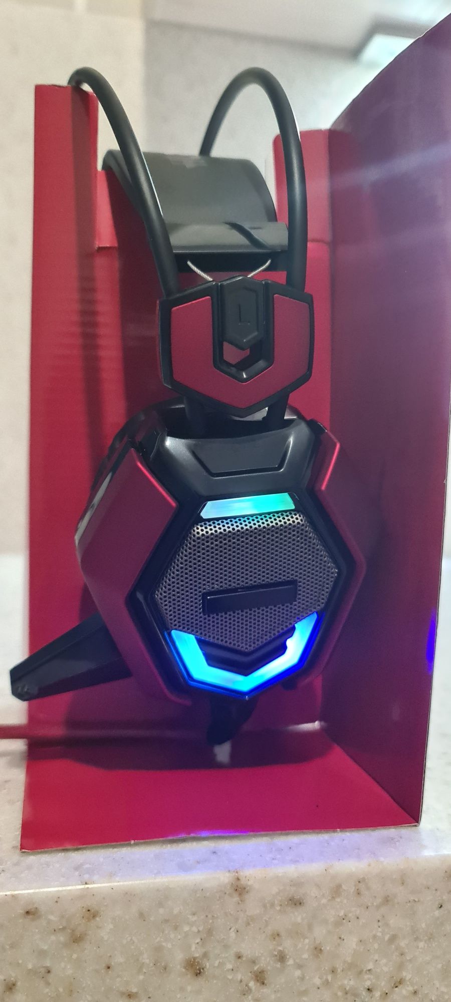 Игровые наушники Oklick HS-L900G Hurricane, Black/Red