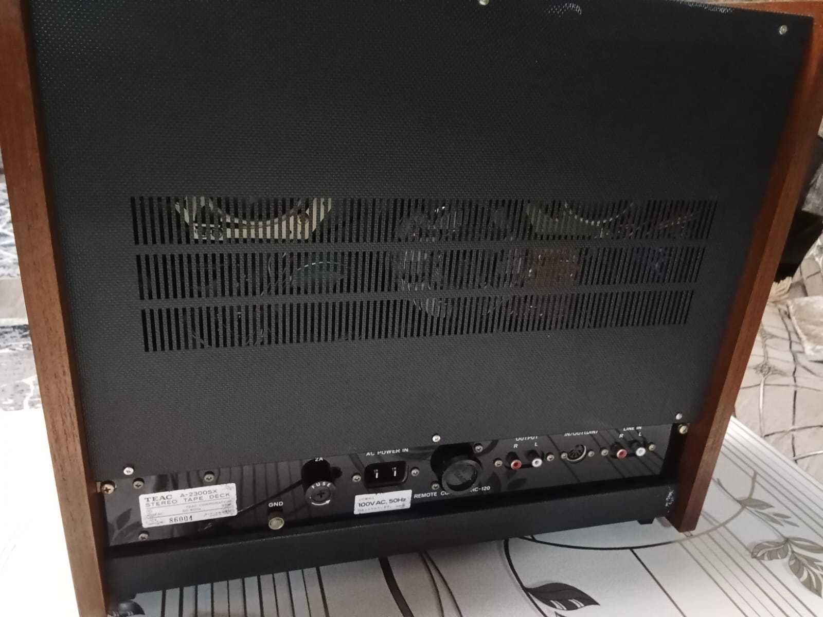 Катушечный магнитофон TEAC A 2300 SX...SONY 9400