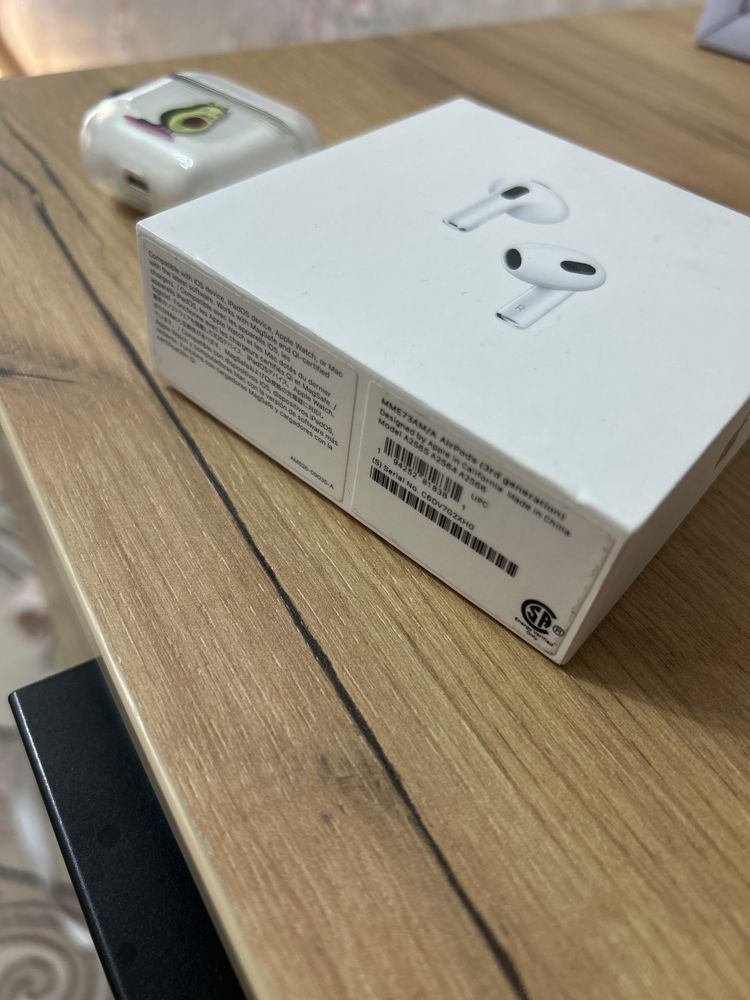 Air Pods 3 продам