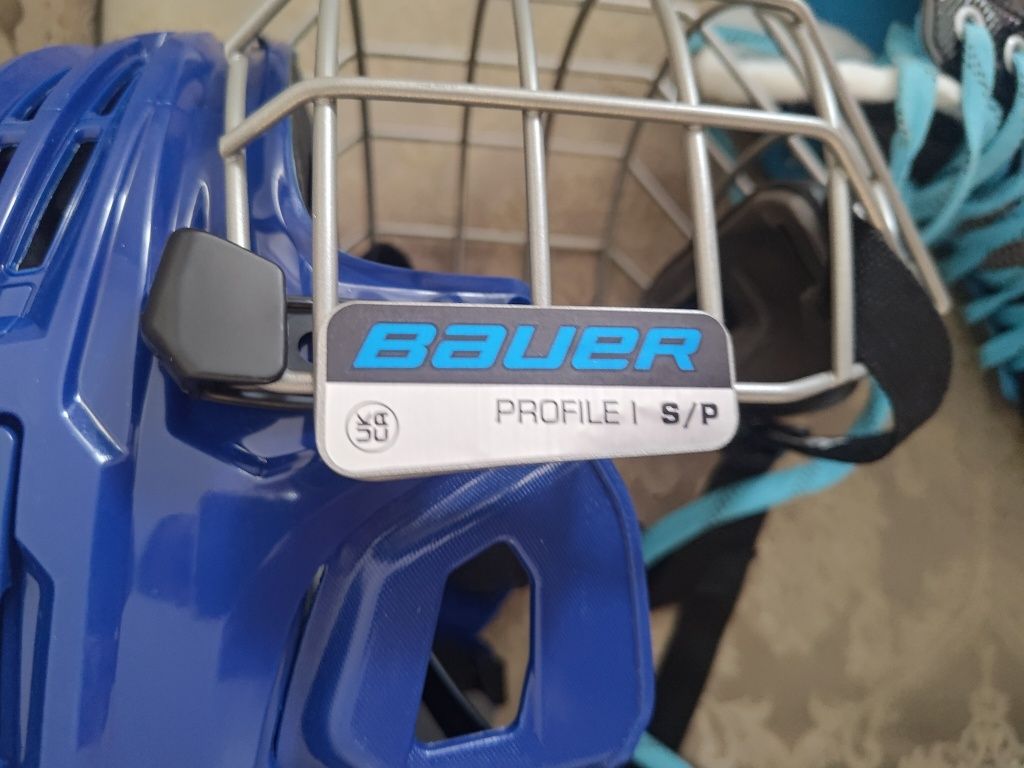 Продам детскую хоккейную форму BAUER