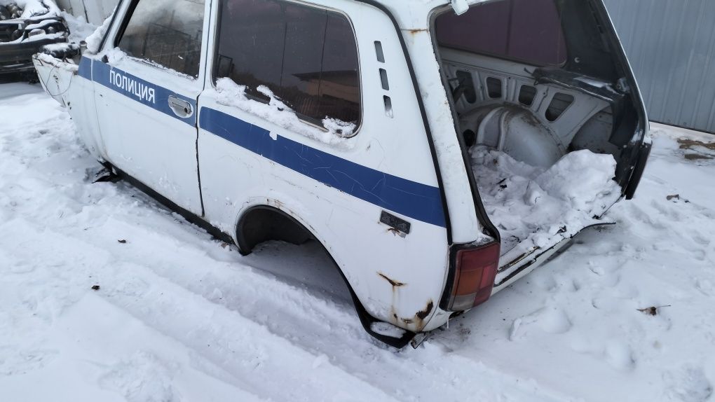 Продам ниву 21214