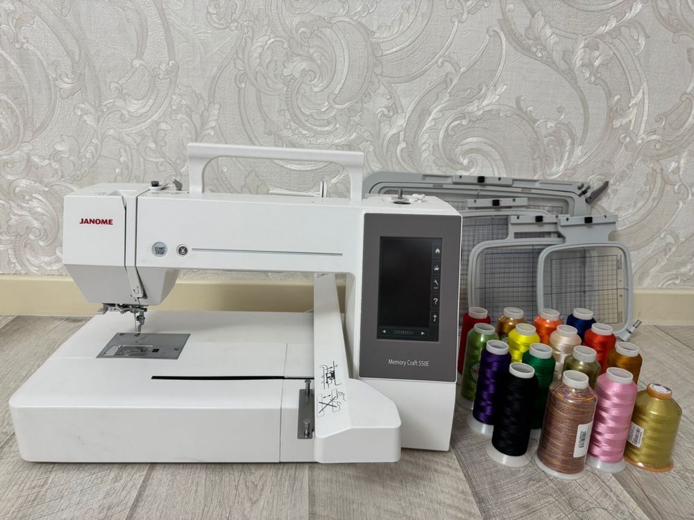 Продам вышивальную машинку Janome e 550