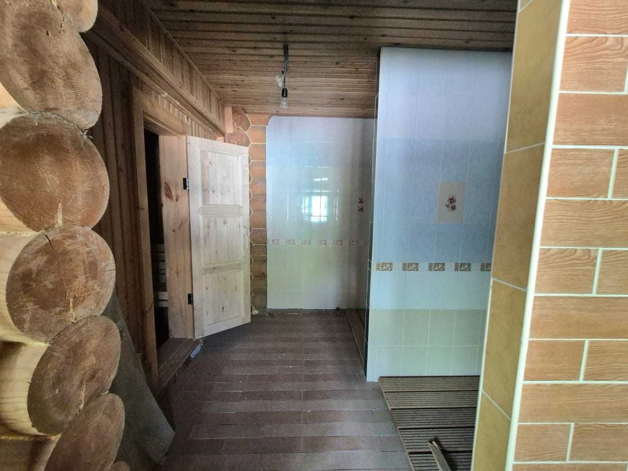Продам дом из сруба на 2 хозяина, 2 этажа.