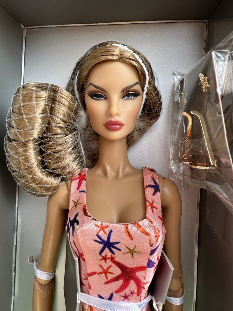 Куклы Integrity Toys. Natalia Fatale (НРФБ, каждая 90 тыс)