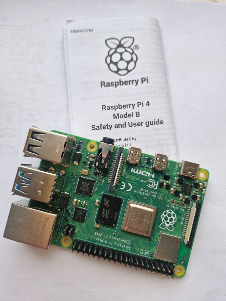 Raspberry Pi 4 model B 8 gb RAM