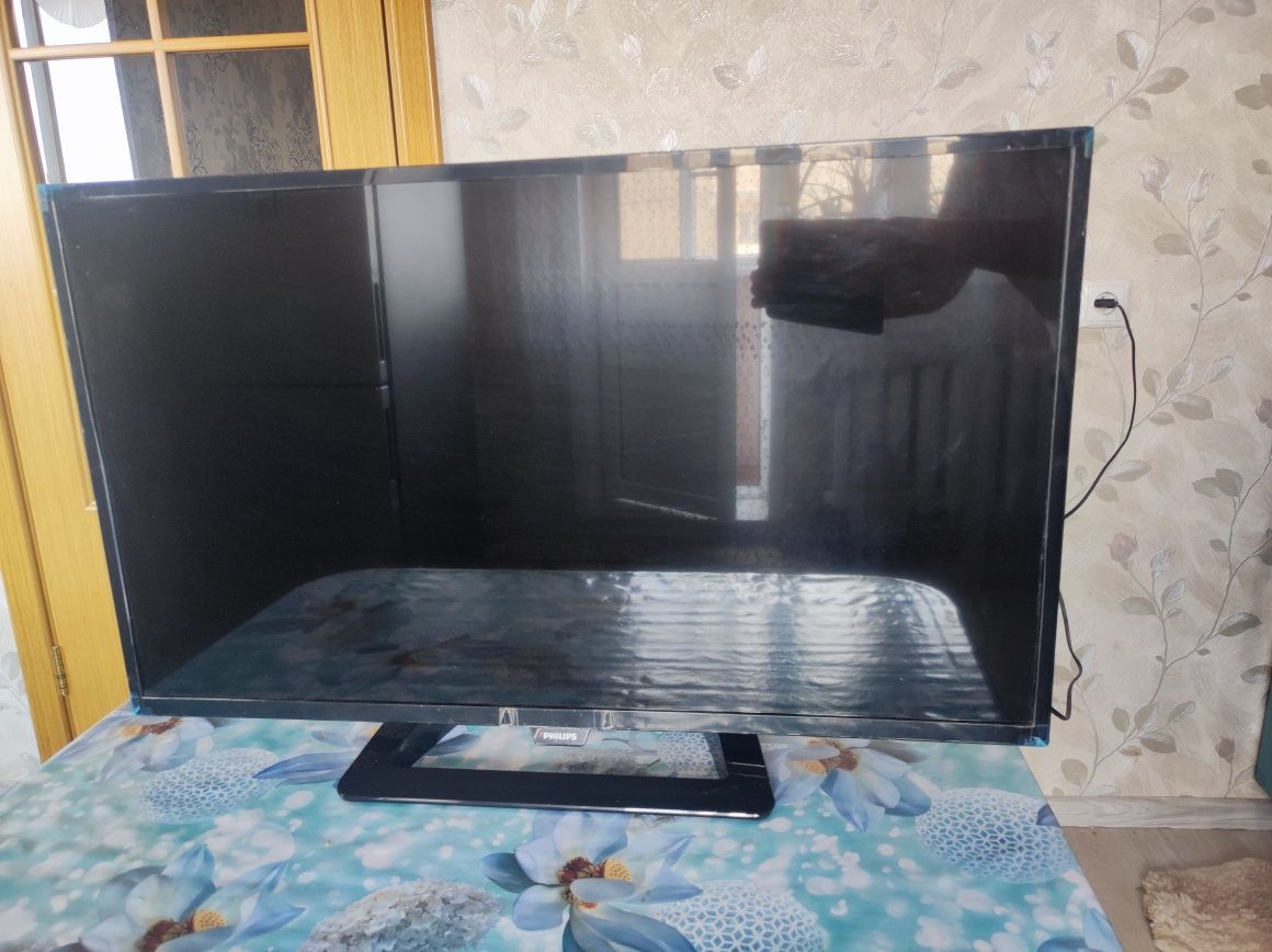 Продам телевизор в отличном состоянии