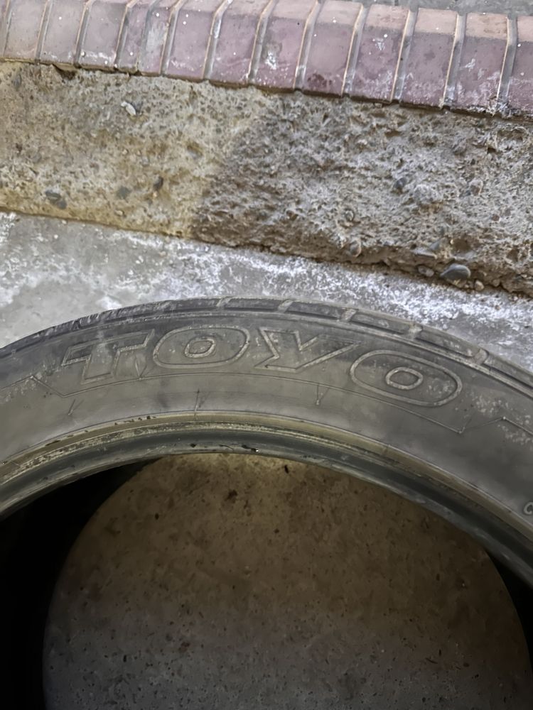 Летние шины Toyo 295/40R21