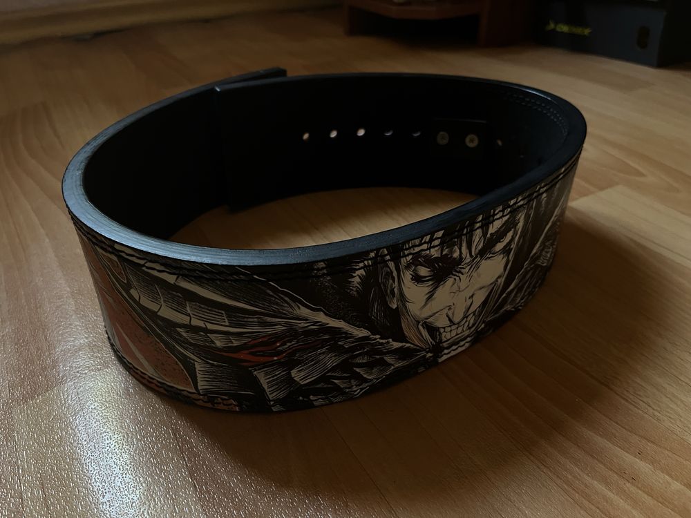 Пояс для тяги/приседа Berserk (аниме) — новый, не использовался