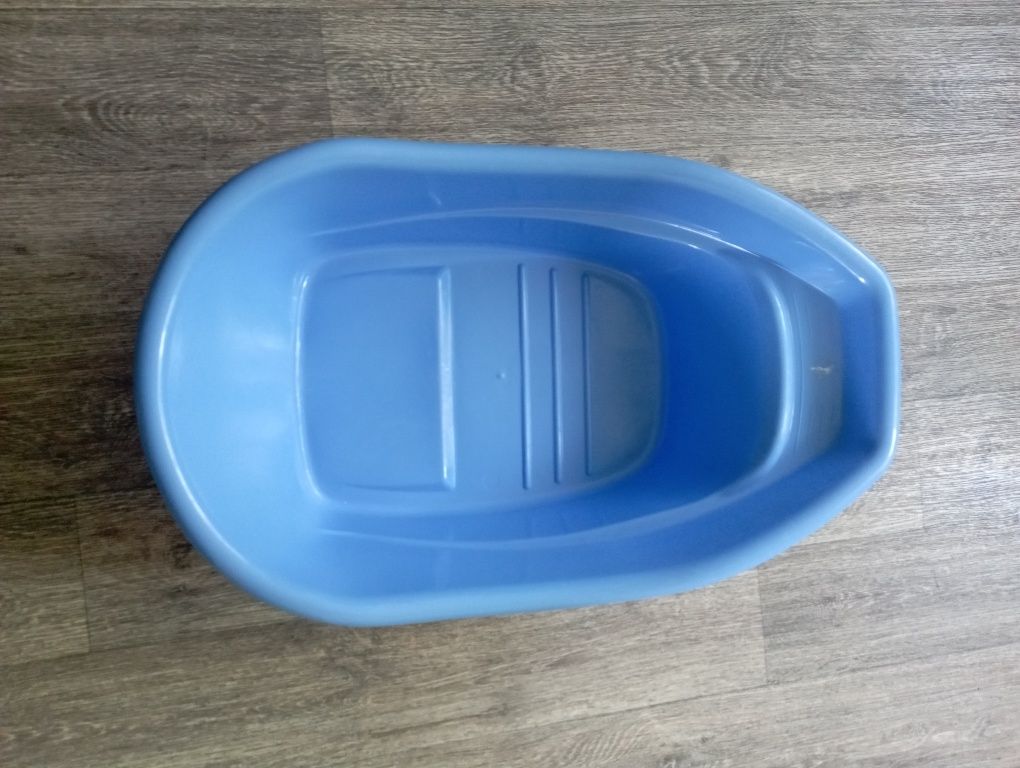 Продаю ванночки для купания малыша.