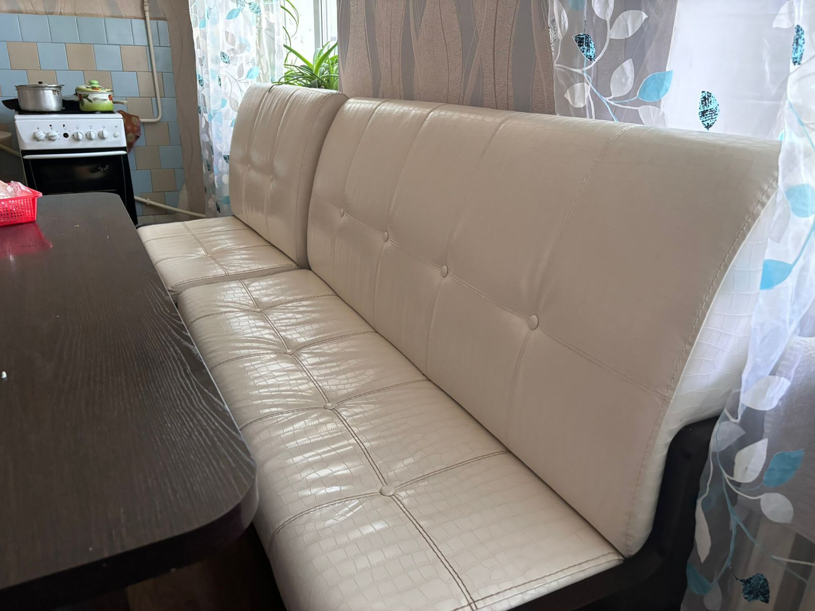 Продам б/у мебель в хорошем состоянии