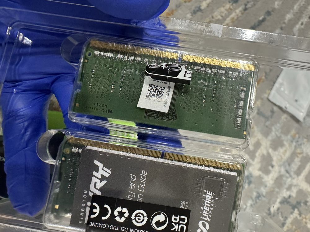 Продается ОЗУ Kingston 16GB DDR4 3200 SO-Dimm
