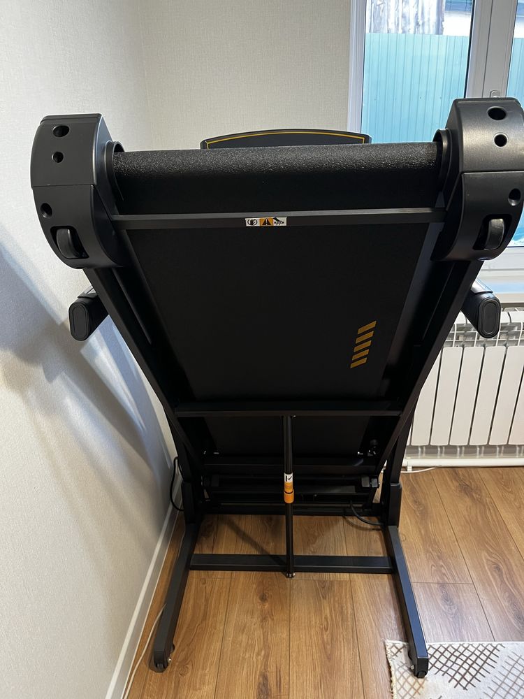 Продам беговую дорожку Start Line Power SLF03F45A