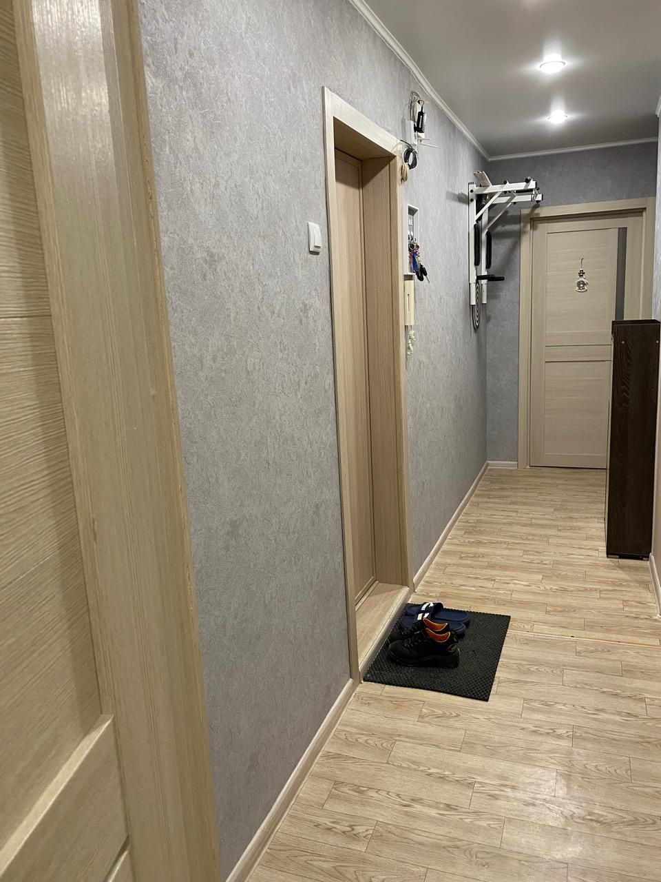 Продам 3 х комн квар. 4-28, 3 этаж.
