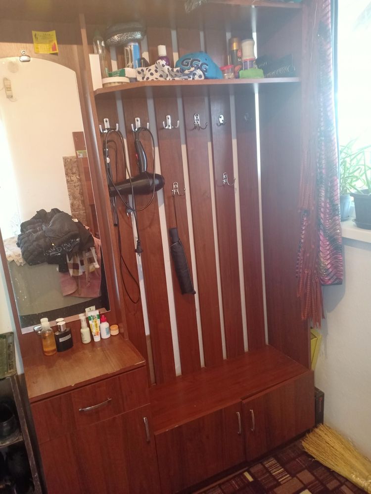 Срочно продам прихожку б/у, не дорого
