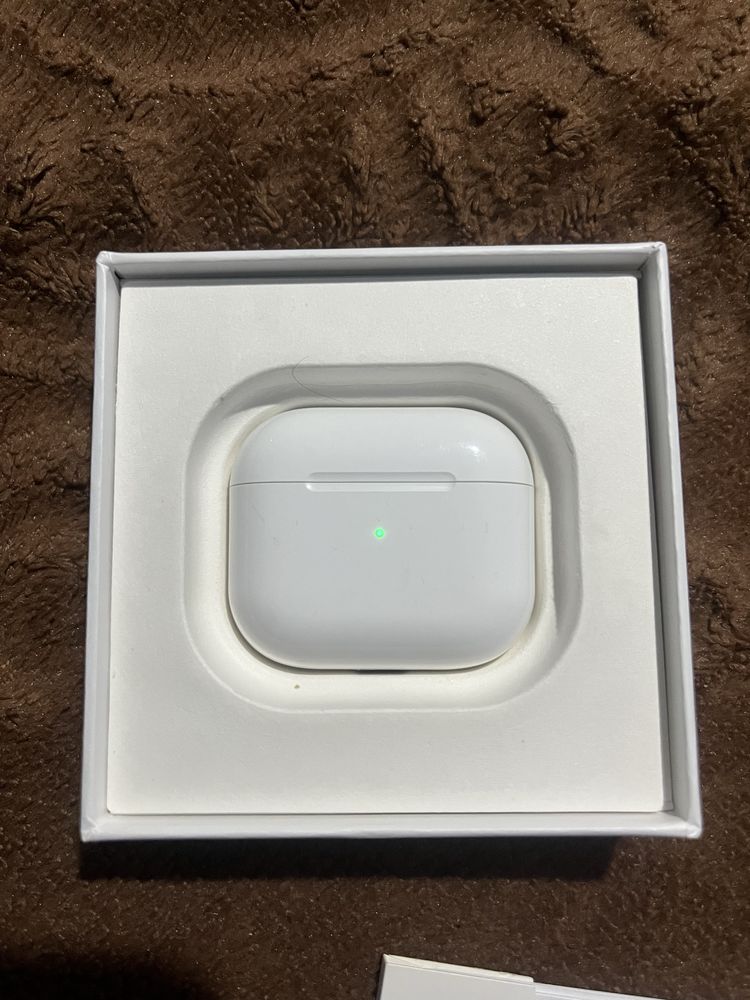 Apple AirPods 3. Продажа накшников
