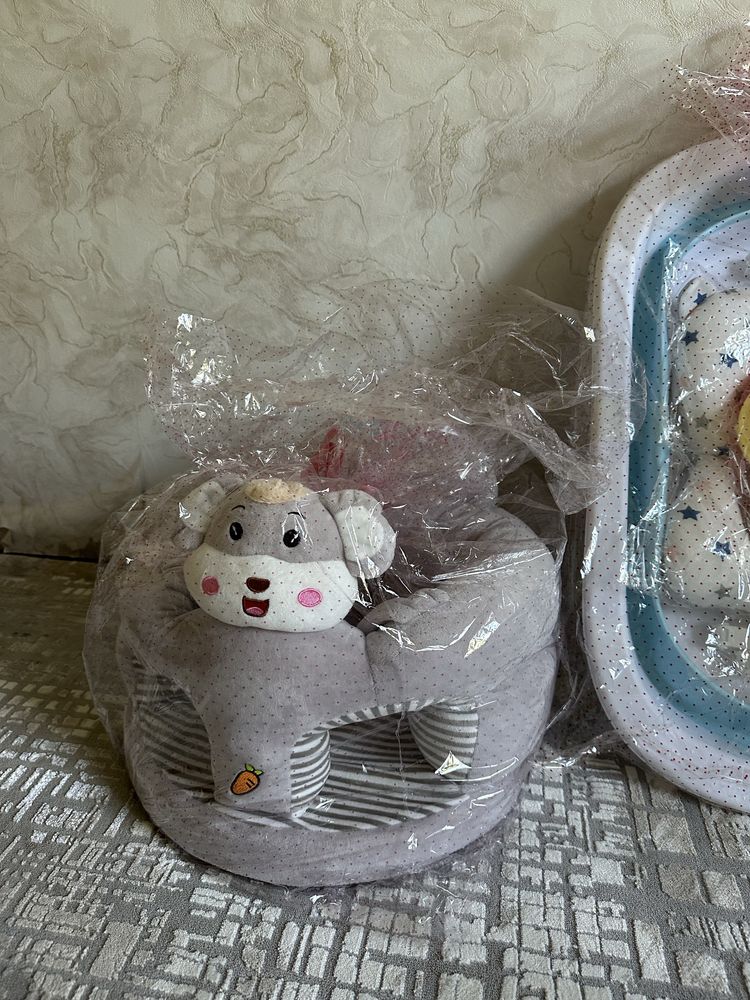Ходунок , ванна, коляска , отырғызып үйрететін