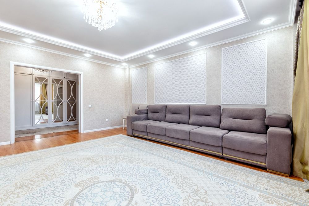 Продам 3-комнатную кв в “Золотом центре” Астаны