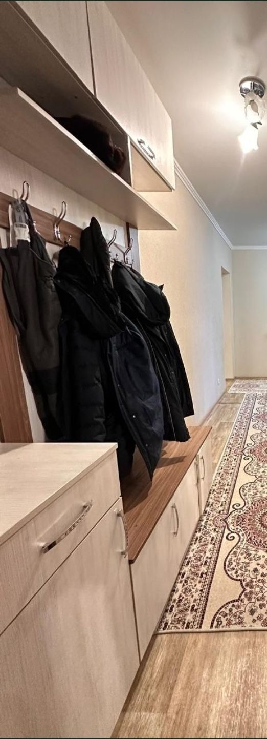 Отдам бесплатно шкафы и матрас