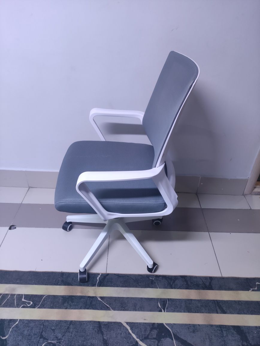 Продаются компьютерные кресла.