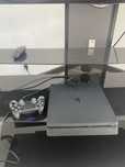 Sony playstation 4 slim