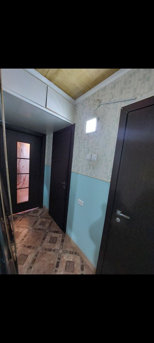 Продаётся трёхкомнатная квартира. 20 микрорайон.