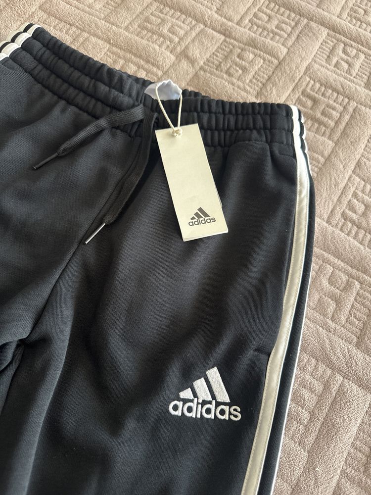Adidas трико,оригинал