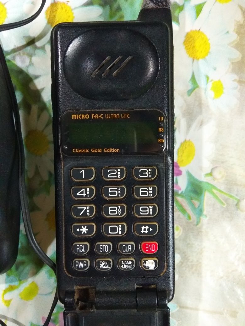 Телефон Motorola MICRO TAC S3123A Ultra Lite (для коллекционирования)