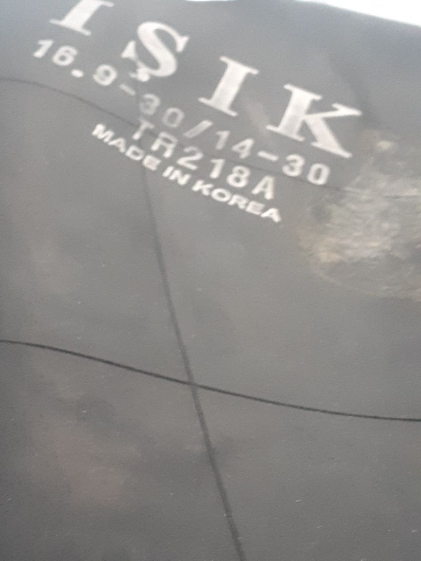 Камеры, в объявлении.